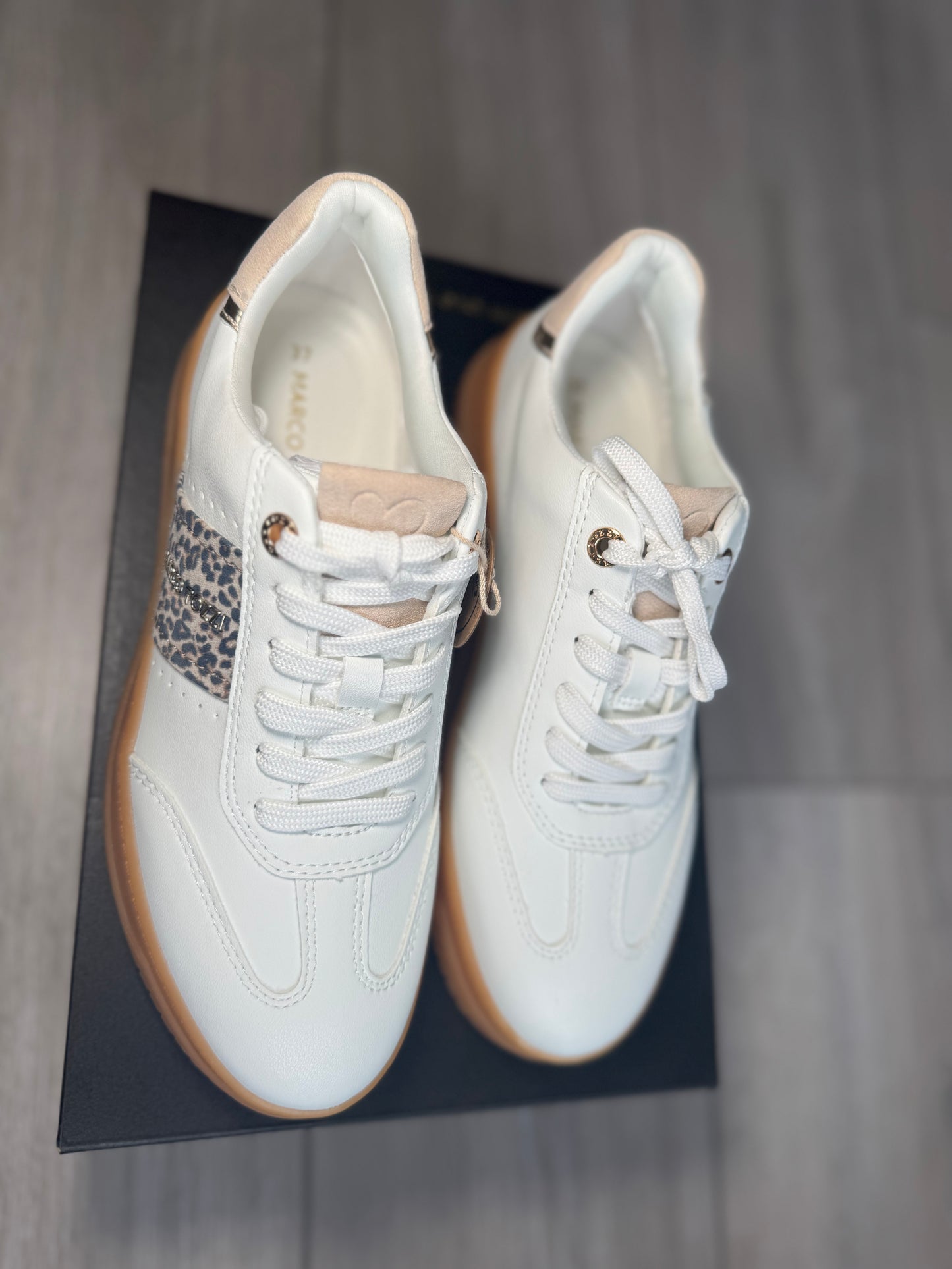Marco Tozzi White/Leopard Trainer