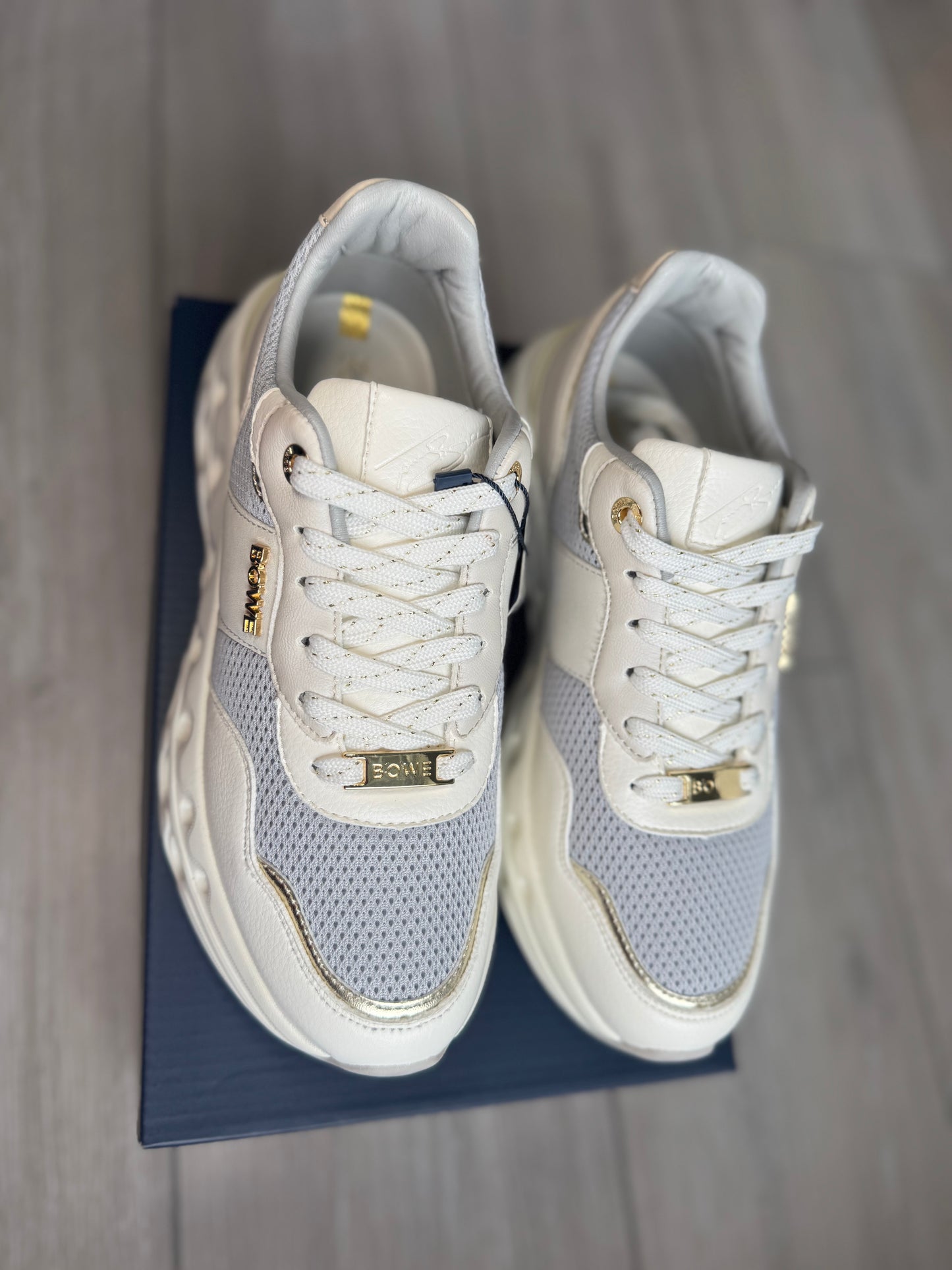 Lloyd & Pryce Boles Shadow Trainer