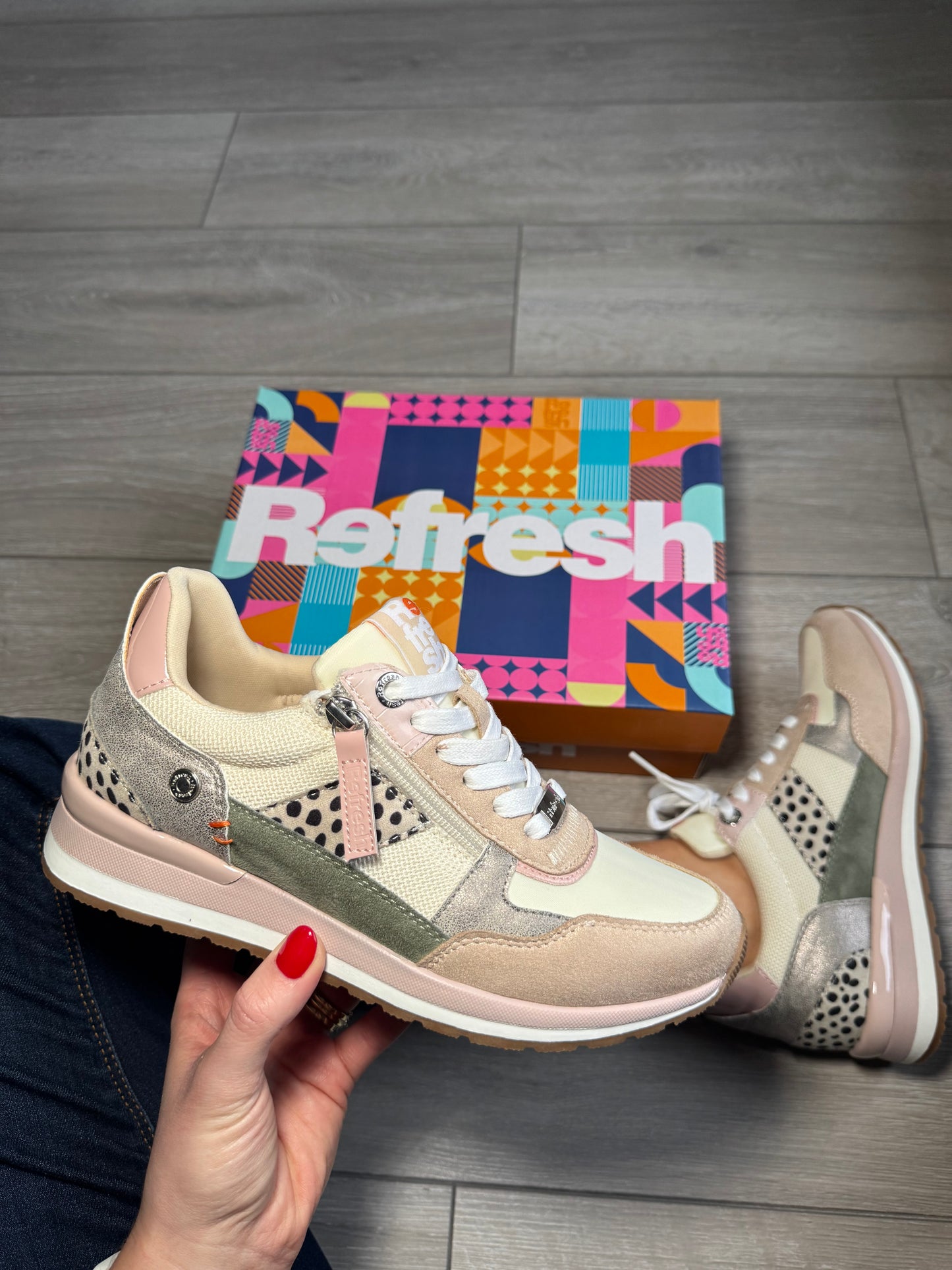 Refresh Nude Leopard Zip Trainer