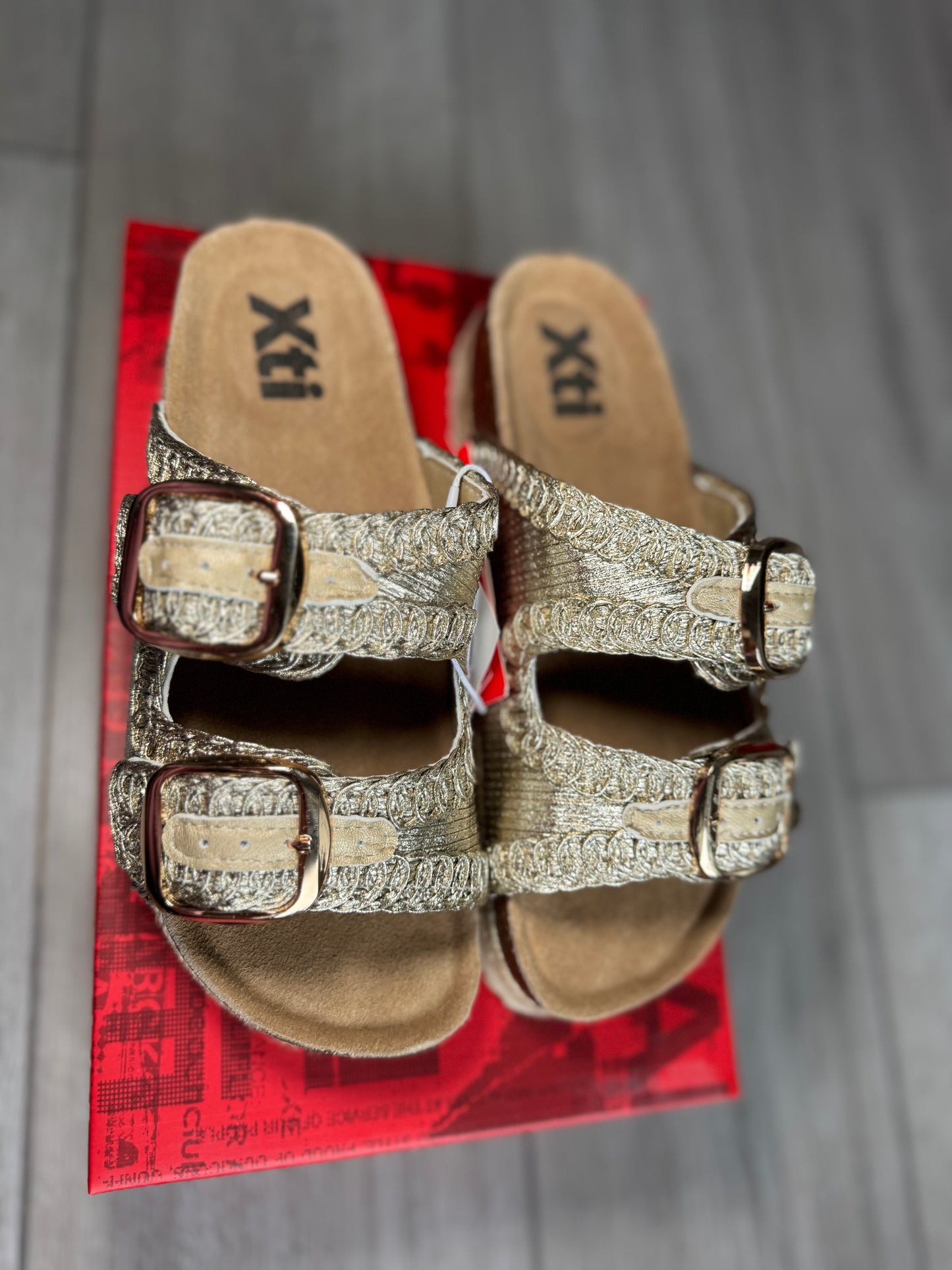XTI Gold Espadrille Slider