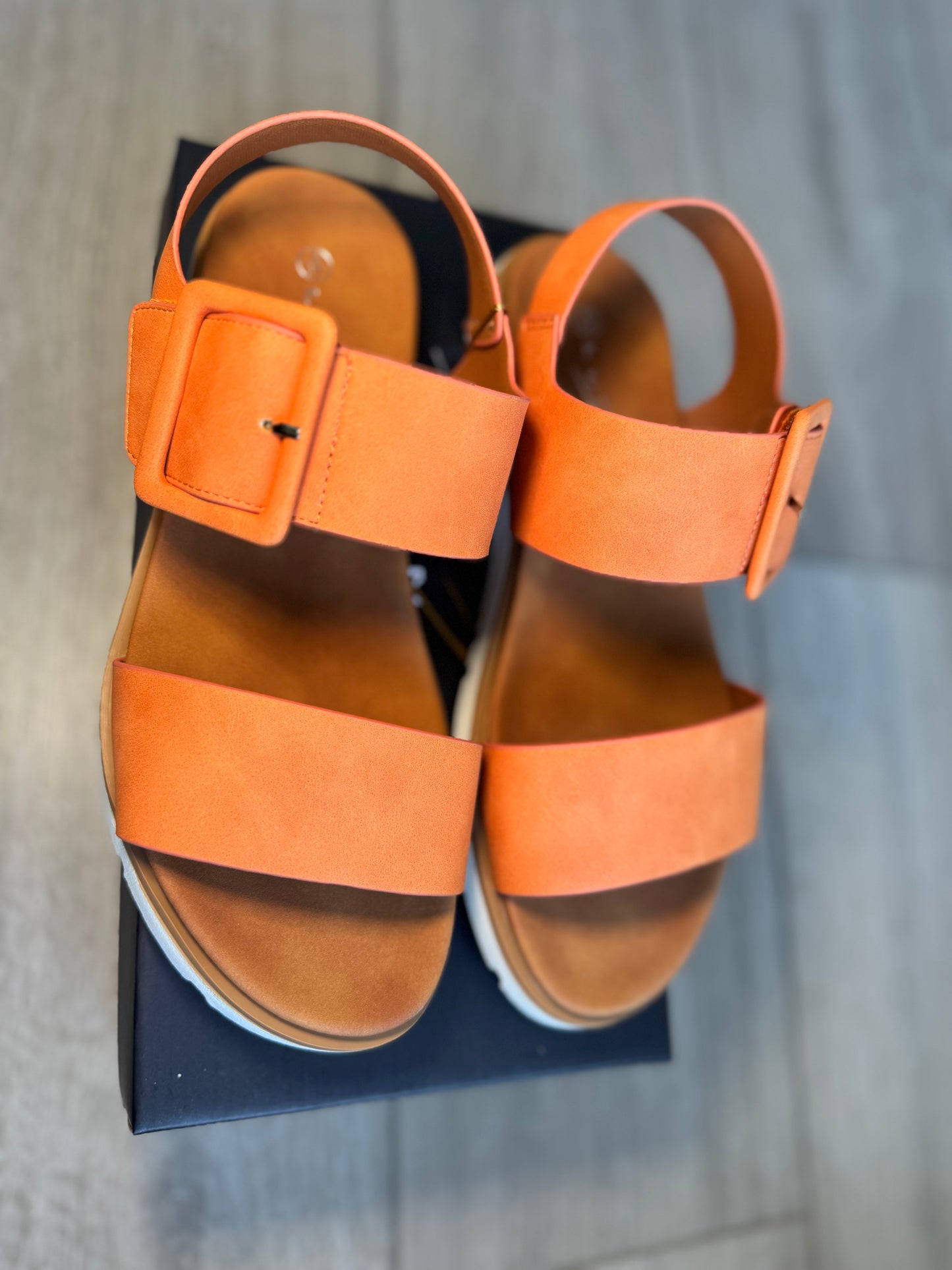 Lunar Cher Orange Sandal