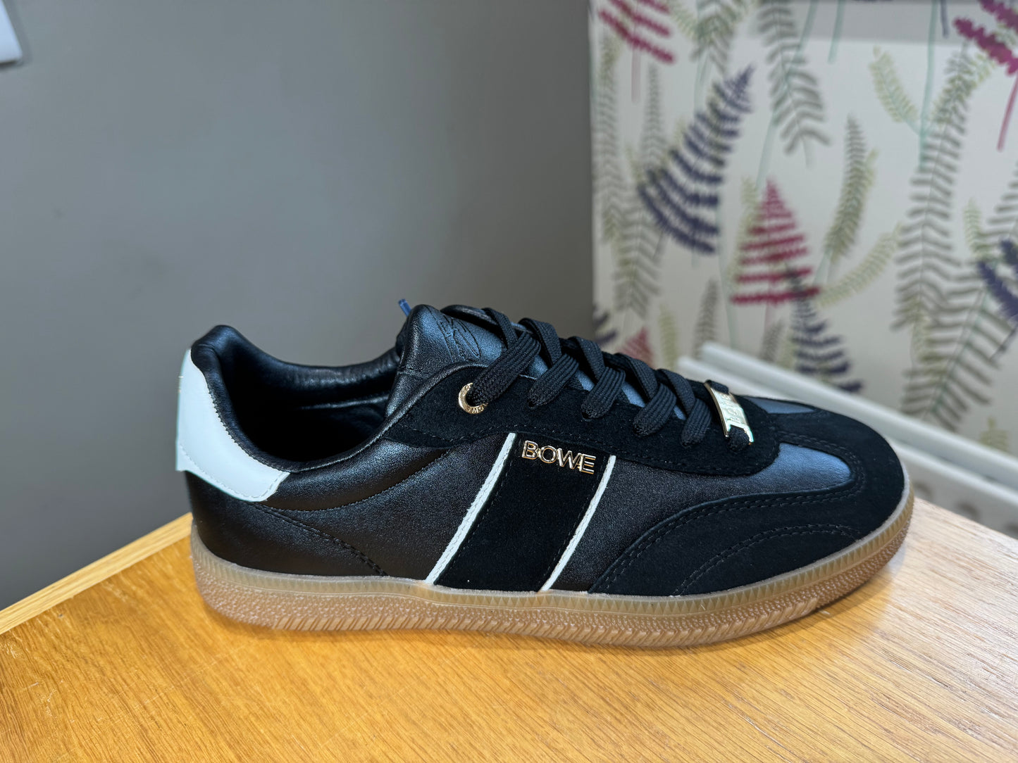 Tommy Bowe for Her Chilliers Stealth Trainer