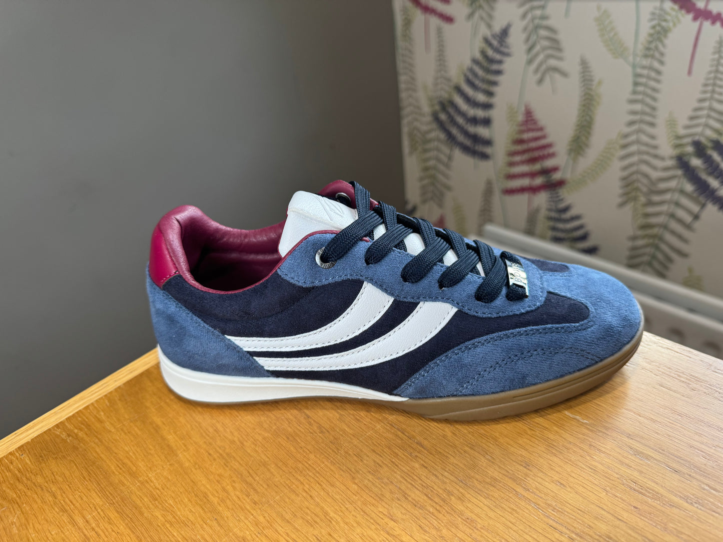 Tommy Bowe for Her Gaudin Sky/Admiral Trainer