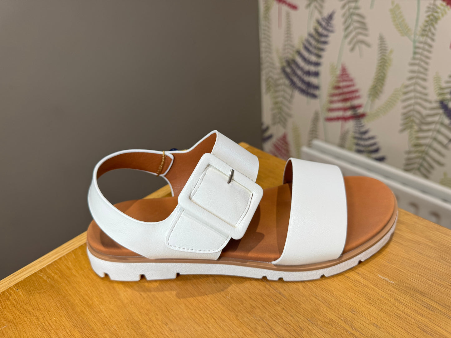 Lunar Cher White Velcro Sandal
