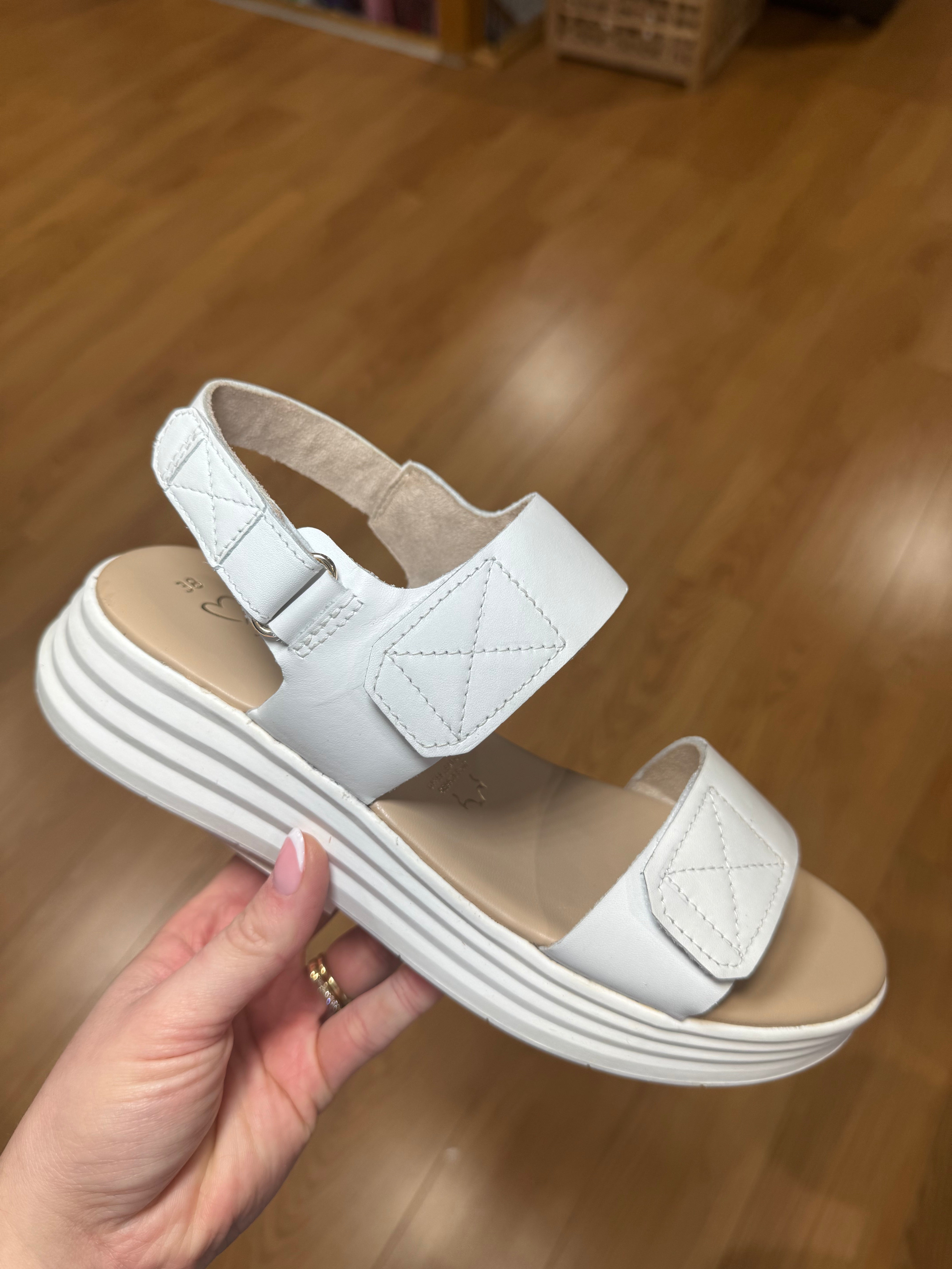 Marco tozzi 2025 gold shoes