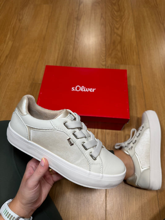 S. Oliver Beige Comb Trainer