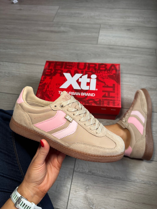 XTI Beige/Pink Trainer