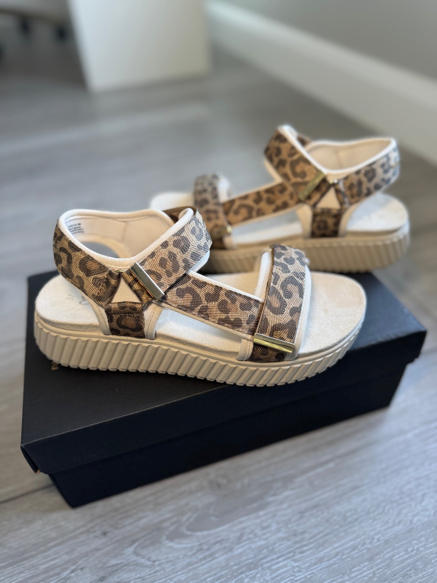 Marco Tozzi Leopard Velcro Sandal