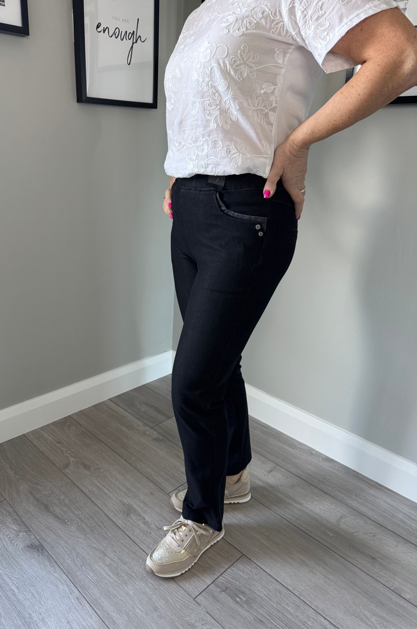Claudia C Black Denim Pull On Trousers (27 Inch)