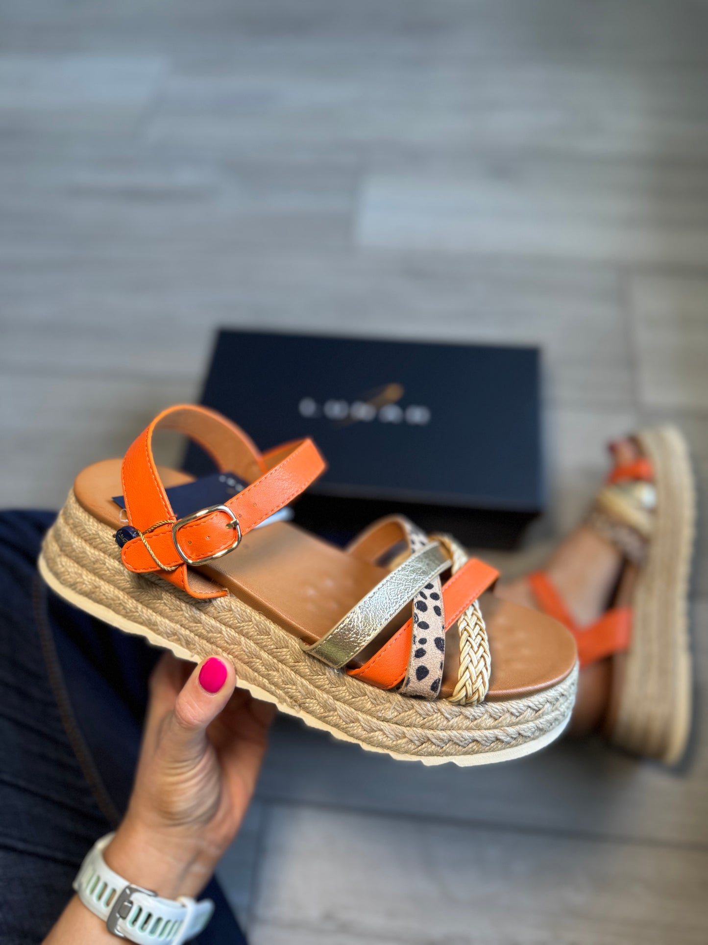 Lunar Flick Orange Sandal
