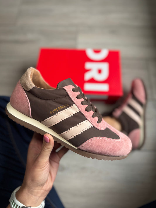 Drilleys Ninety Nine Pink Truffle Trainer