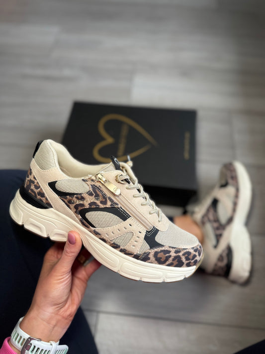 Marco Tozzi Leopard/Beige Zip Trainer