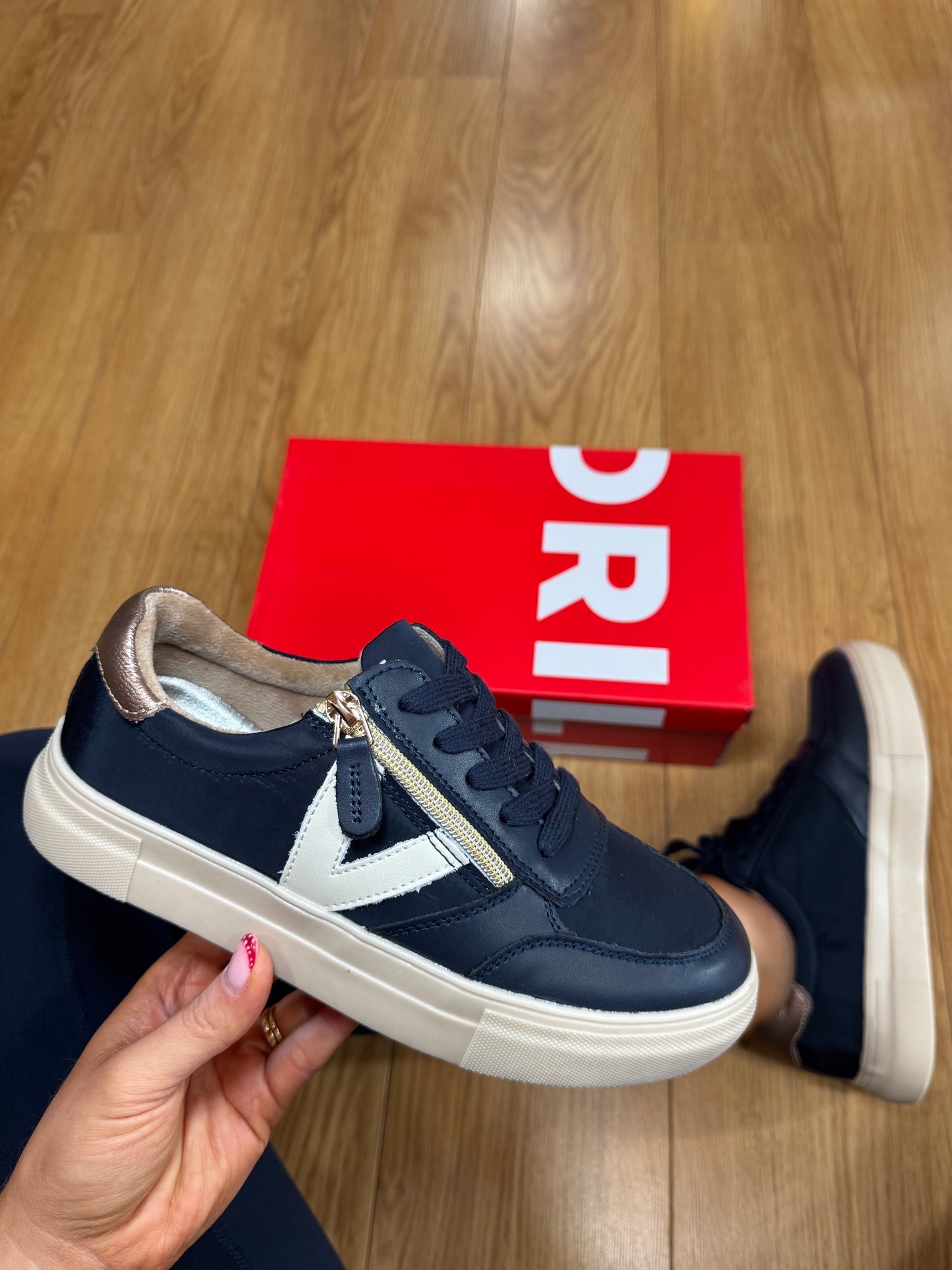 Drilleys Eighty One Cobalt Trainer