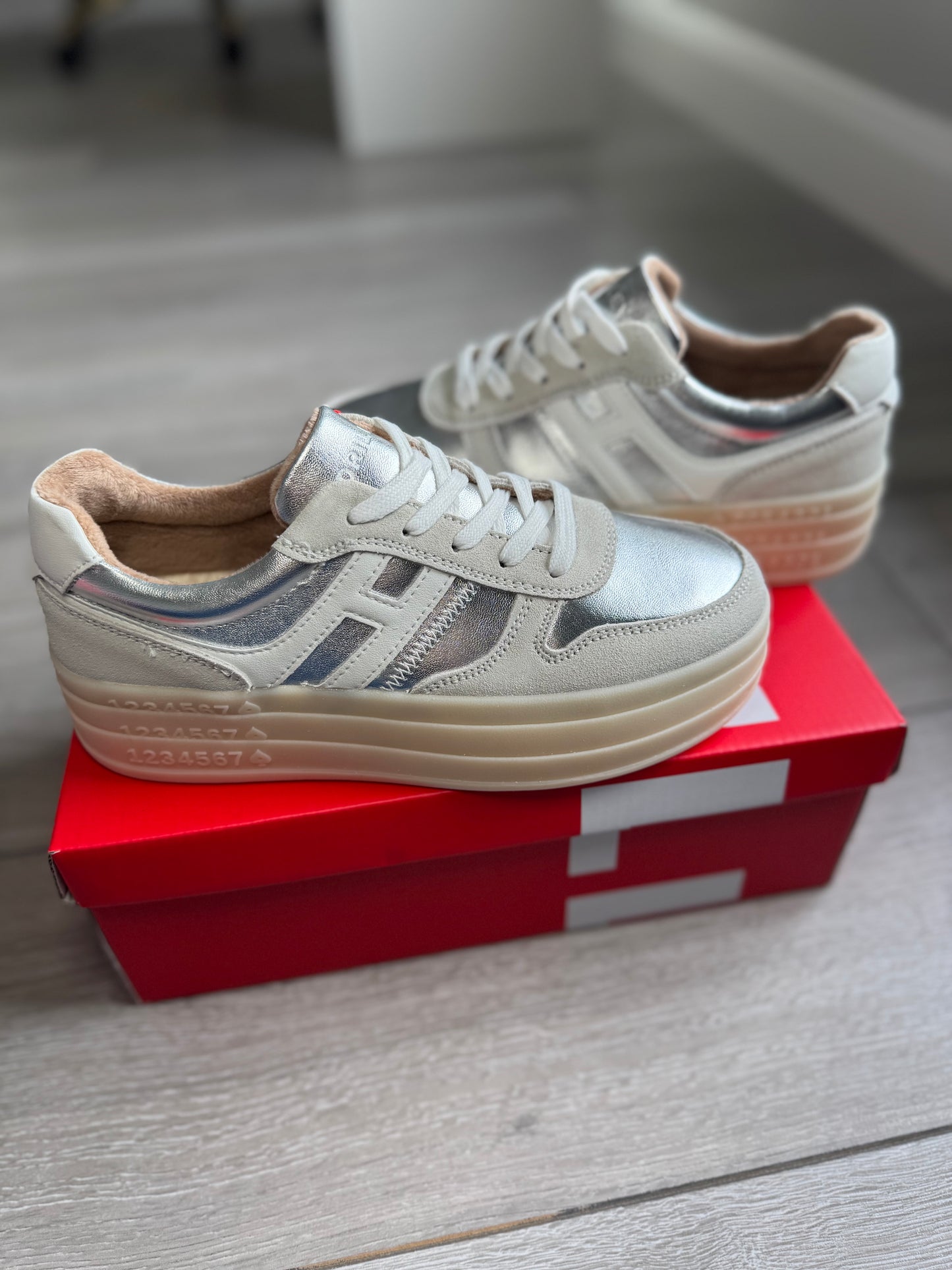 Drilleys Ninety Three Illuminate Trainer
