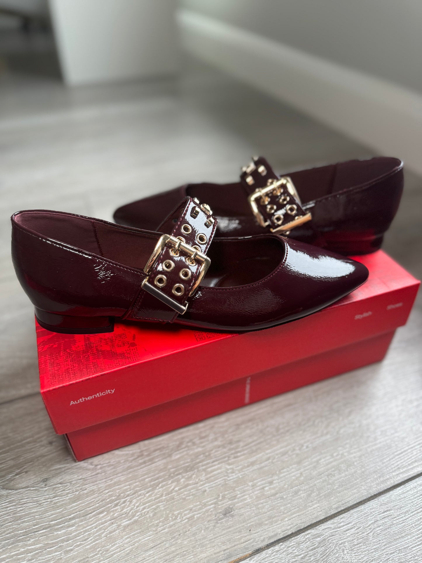 XTI Burgundy Patent Pumps