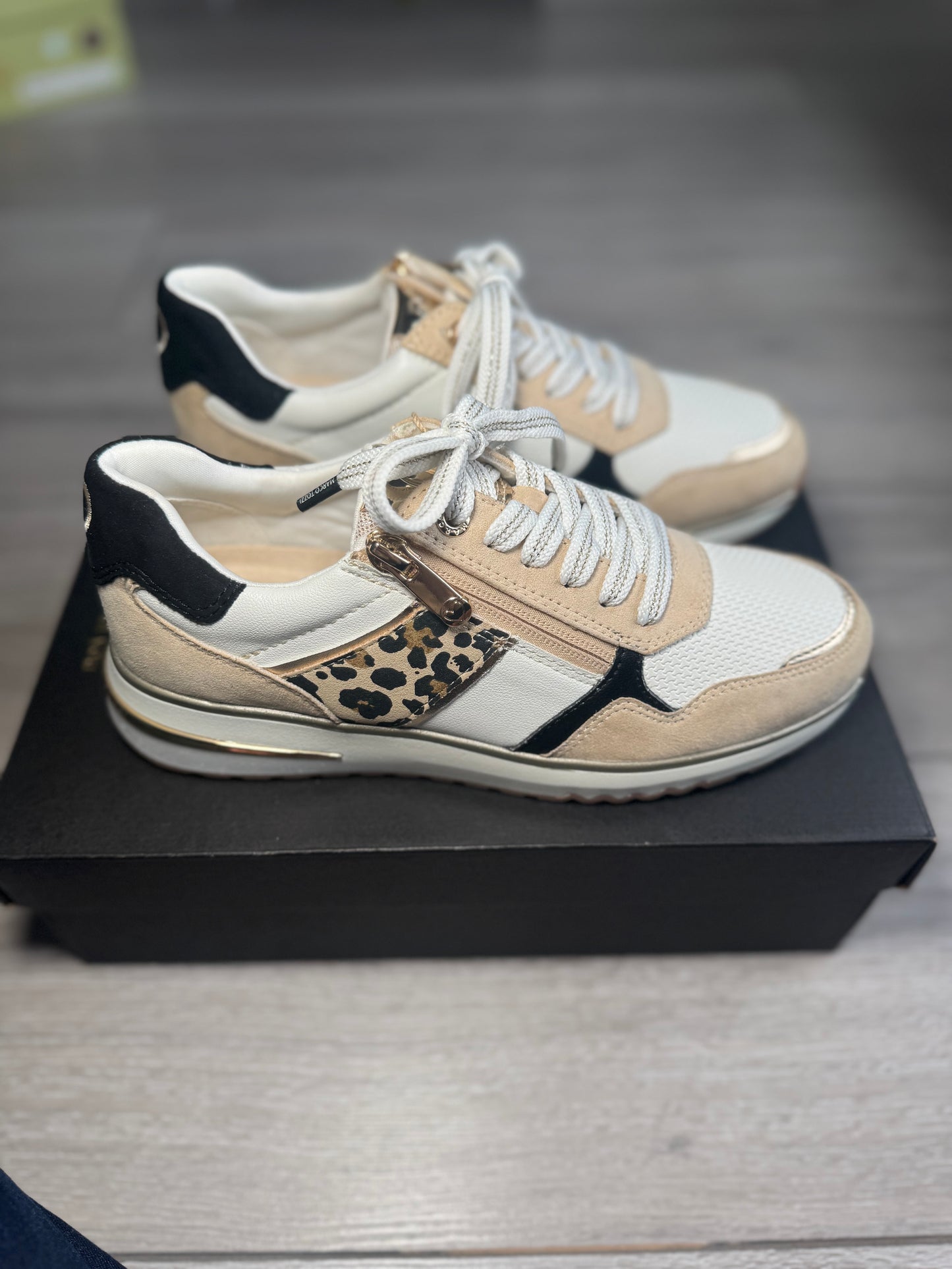 Marco Tozzi White/Beige/Leopard Trainer
