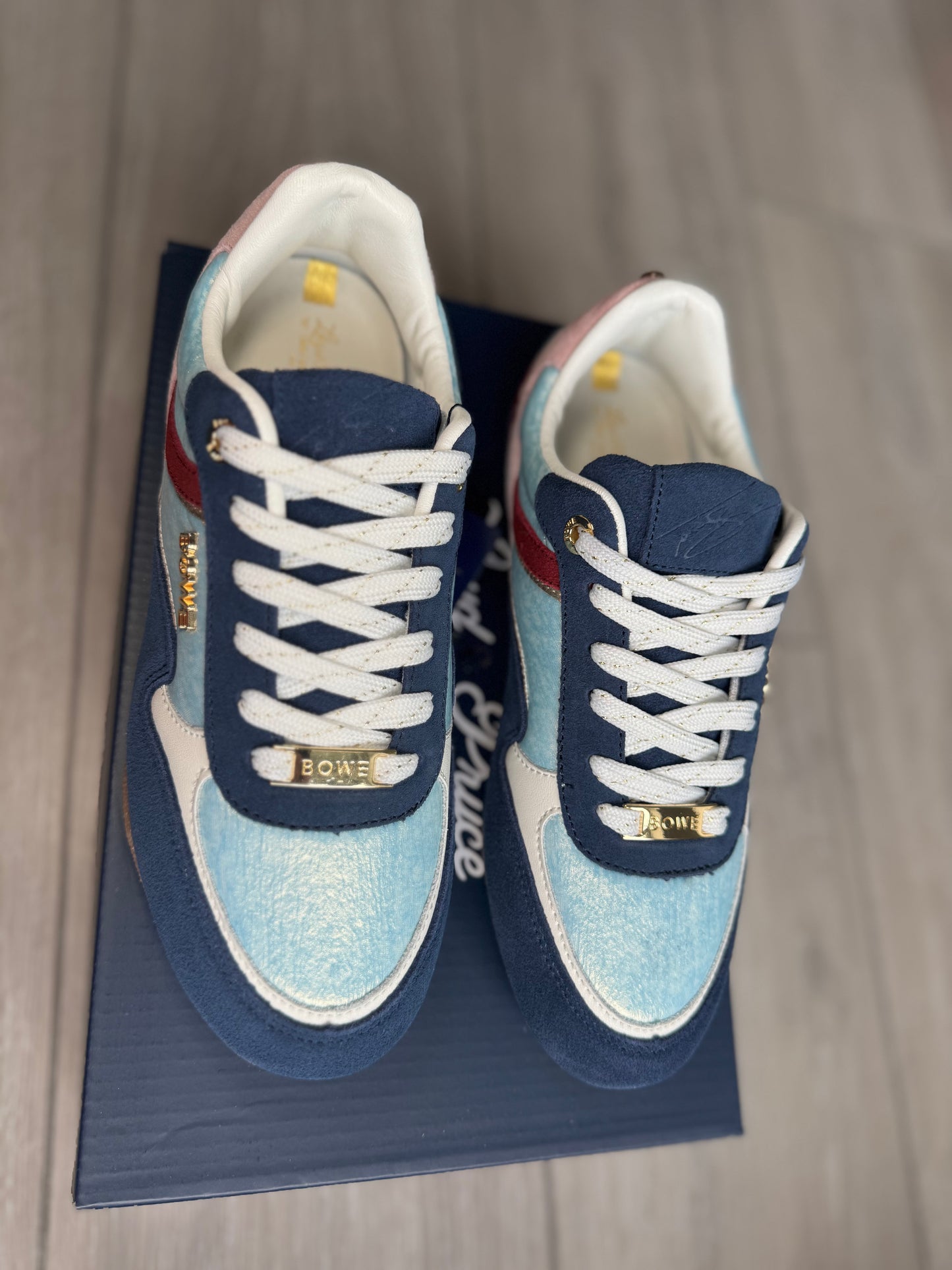 Lloyd & Pryce Buttimer Admiral Stream Trainer