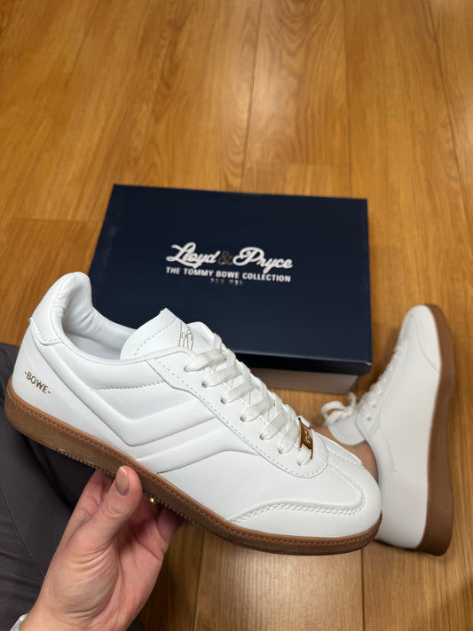 Tommy Bowe for Her Serevi White Gum Trainer