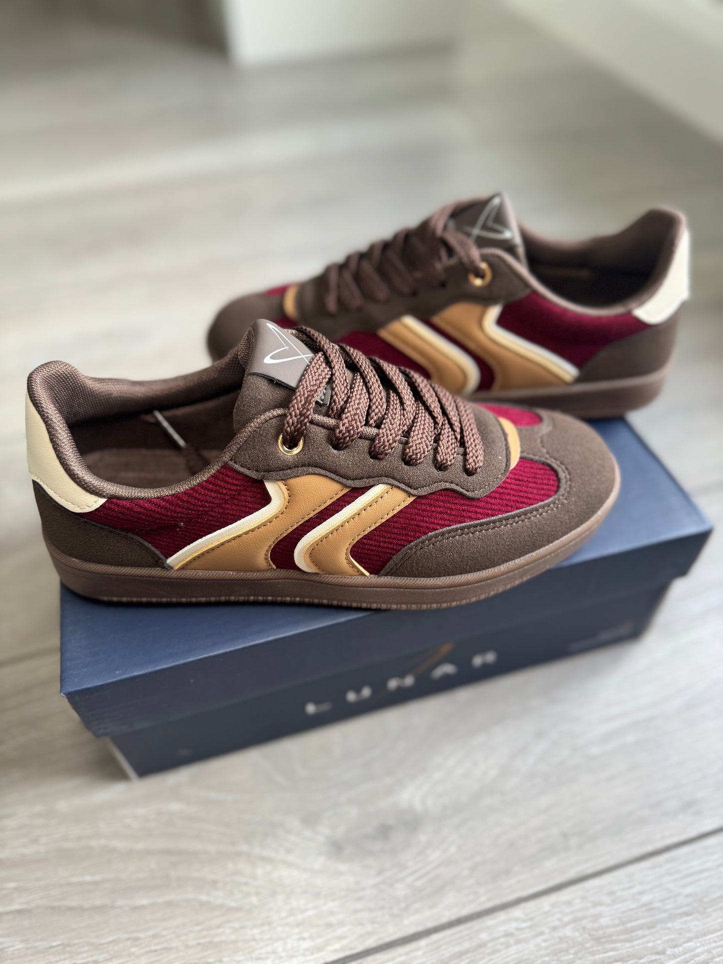 Lunar Jersey Brown Trainer