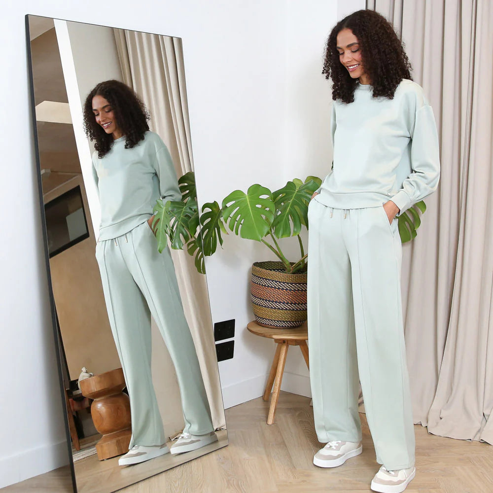 Relax & Renew Amy Sage Jogger