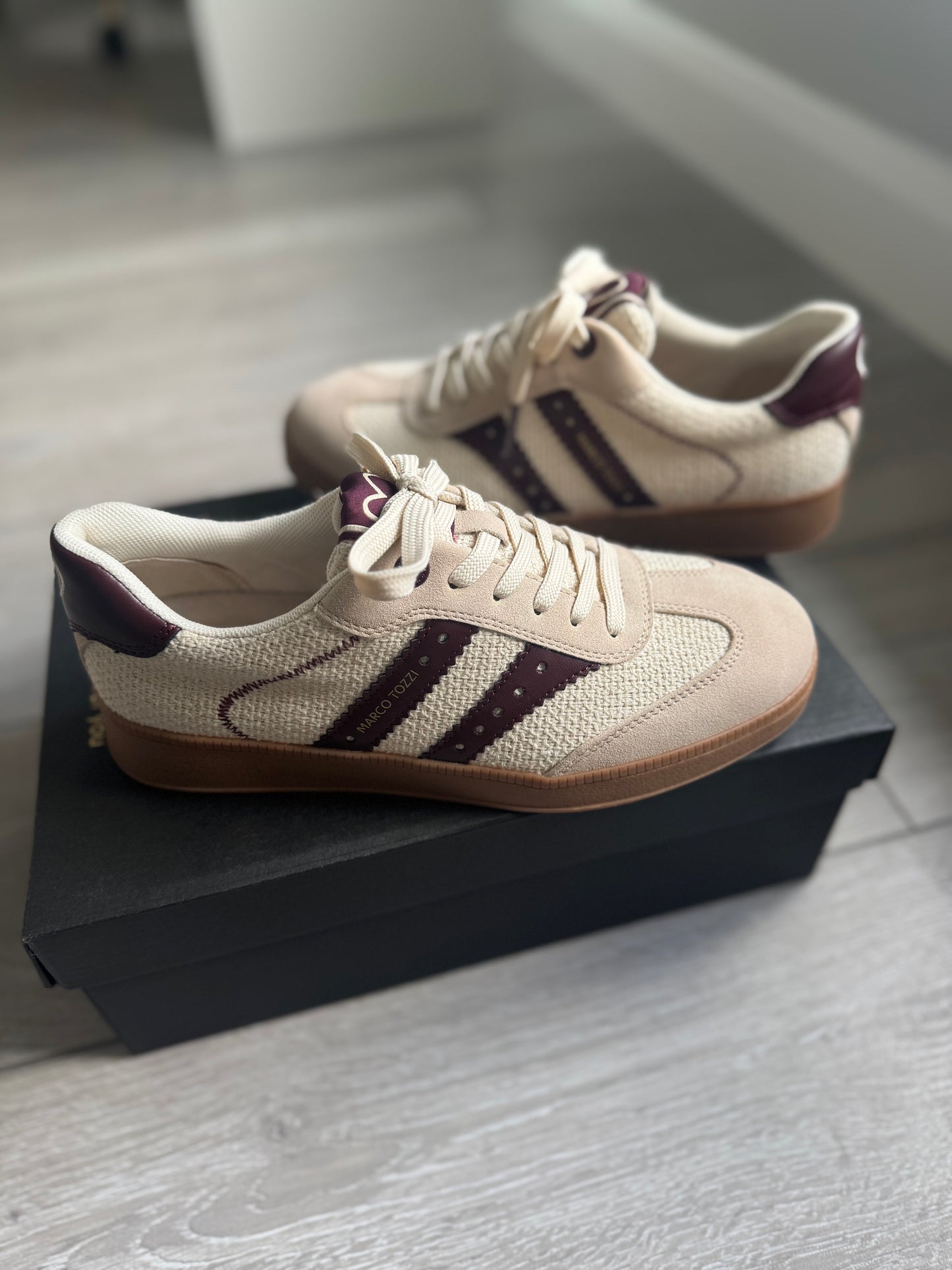 Marco Tozzi Burgundy Comb Trainer