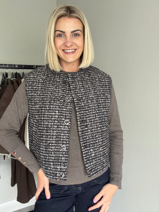 B.Young BYdabye Sapphire Sleeveless Jacket