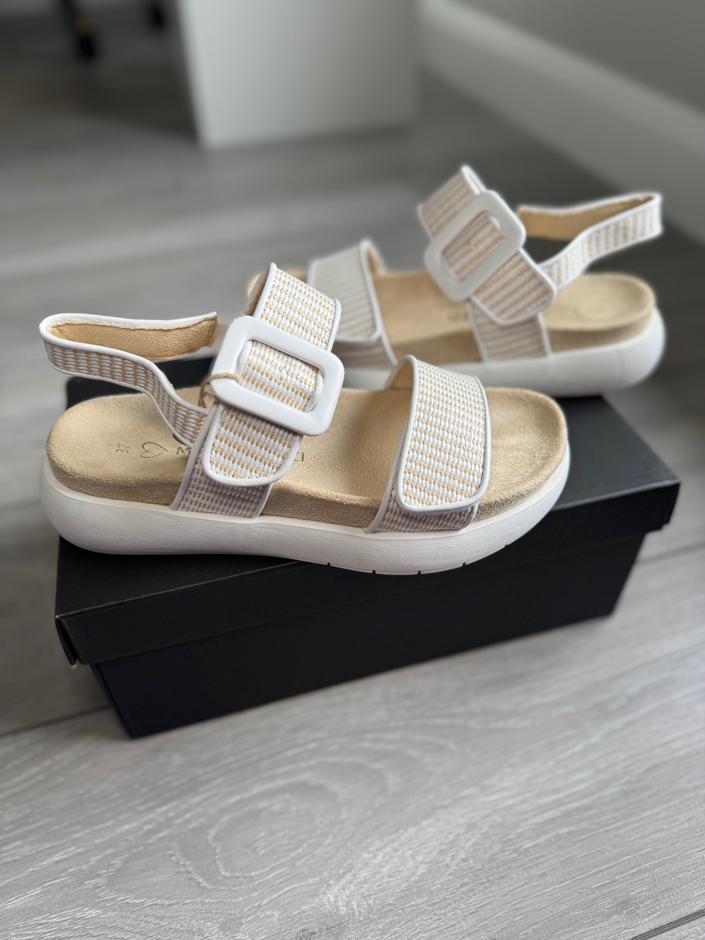 Marco Tozzi White Comb Sandal
