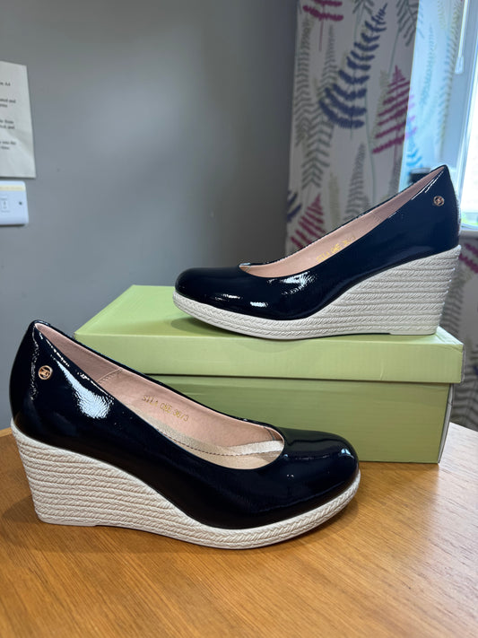 Zanni & Co Sila Cobalt Patent Wedge