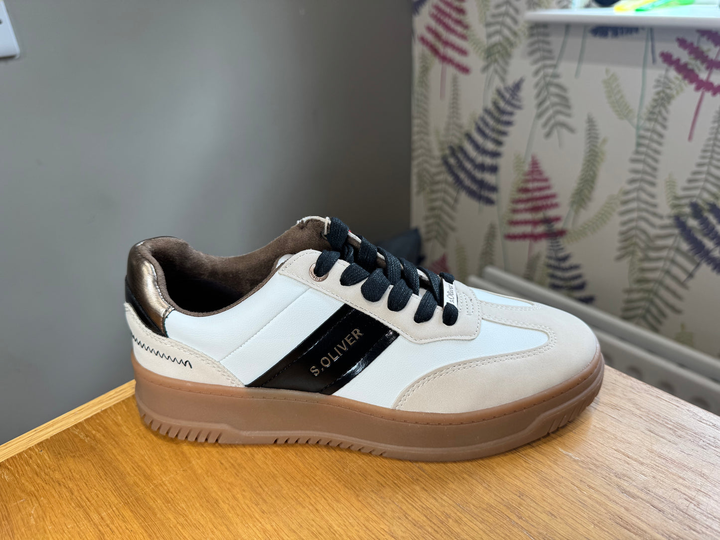 S.Oliver Beige/Black Comb Trainer