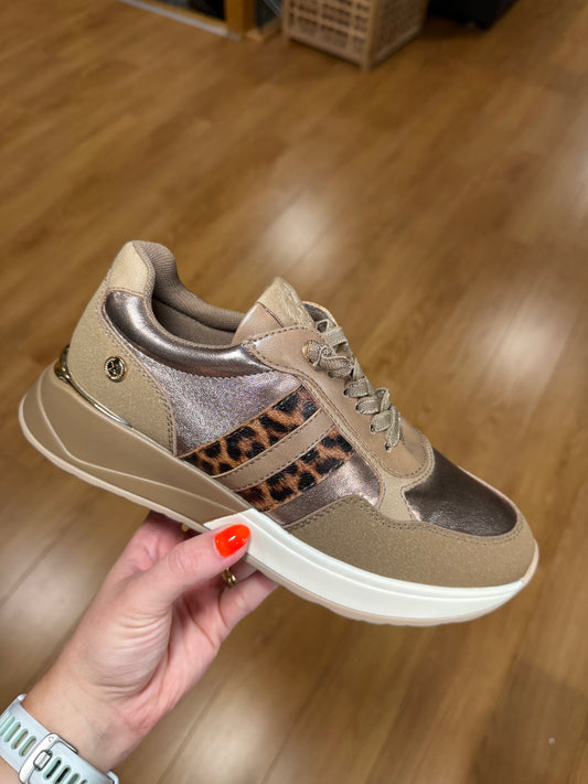 XTI Taupe/Bronze Trainer