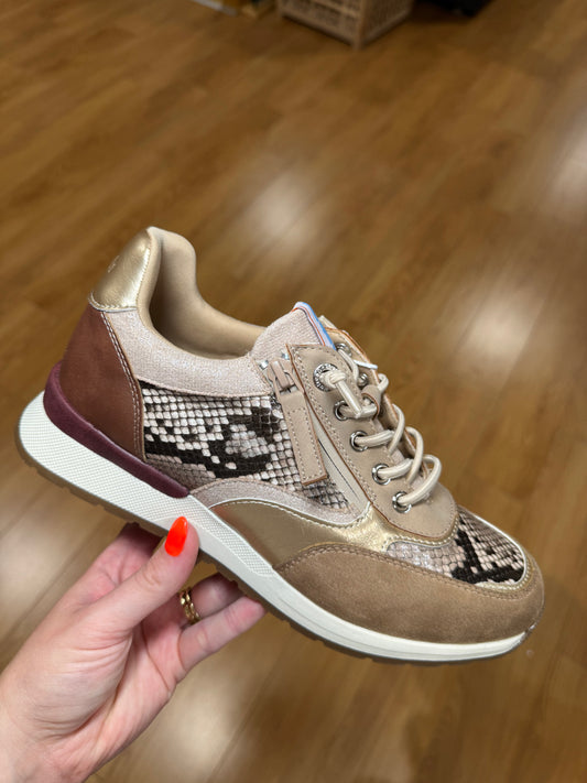Refresh Beige/Snake Zip Trainer