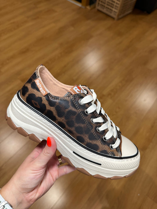 Refresh Leopard Leather Trainer