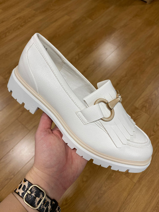 Marco Tozzi Off White Fringe Loafer