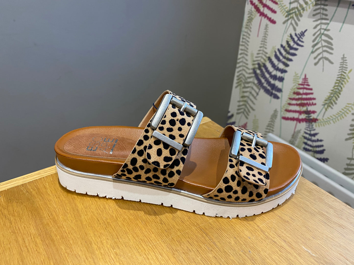 Escape Woodcola Cheetah Sandal