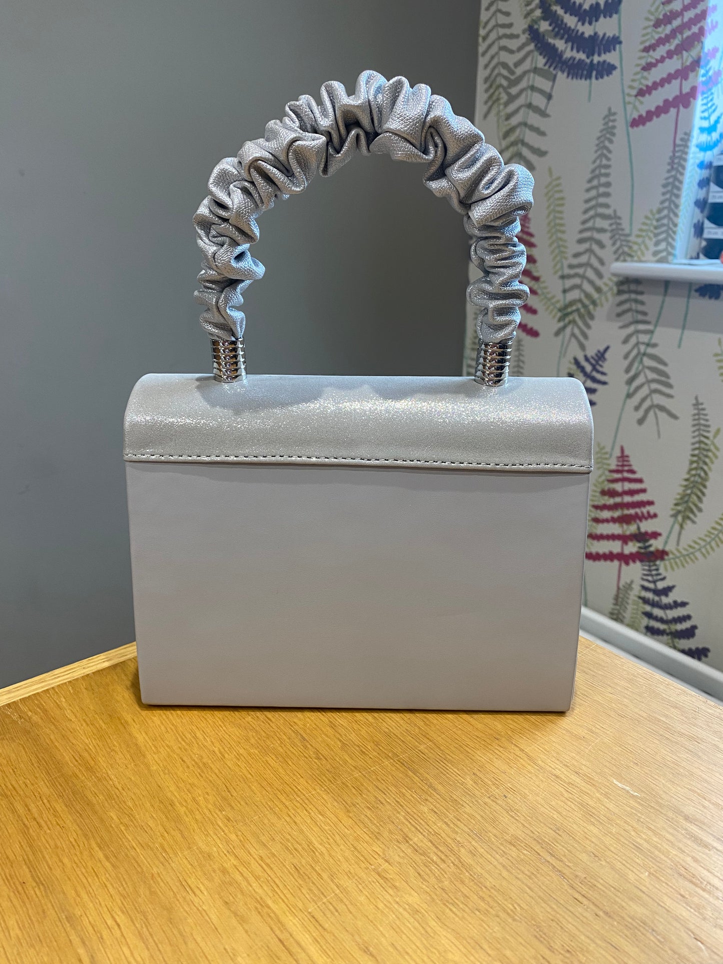 Emis Grey/Taupe Box Bag