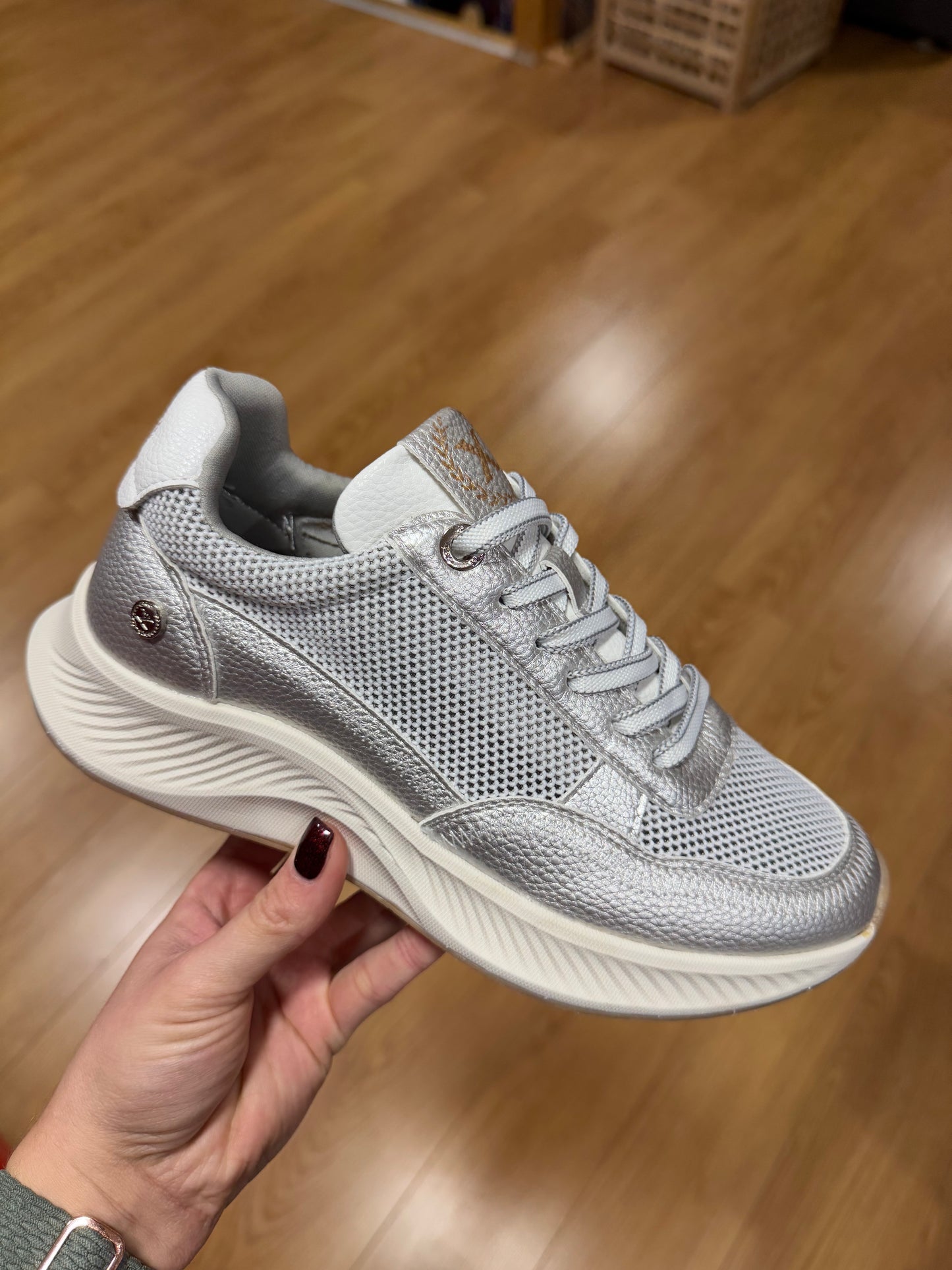 XTI Silver Metallic Trainer