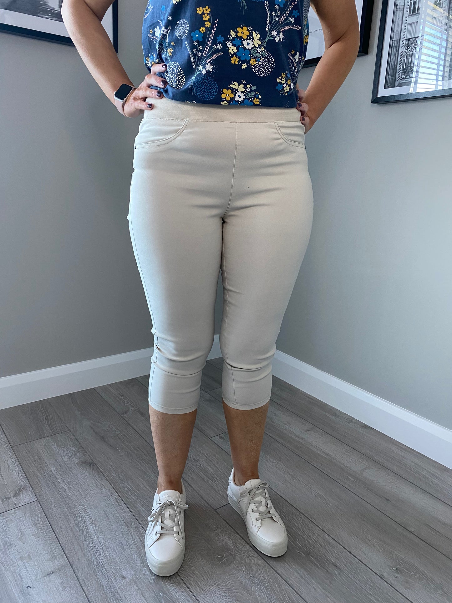 Freequent Beige Elasticated Crops