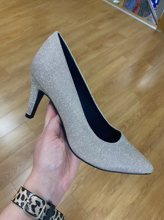 S. Oliver Platinum Glitter Court Shoe