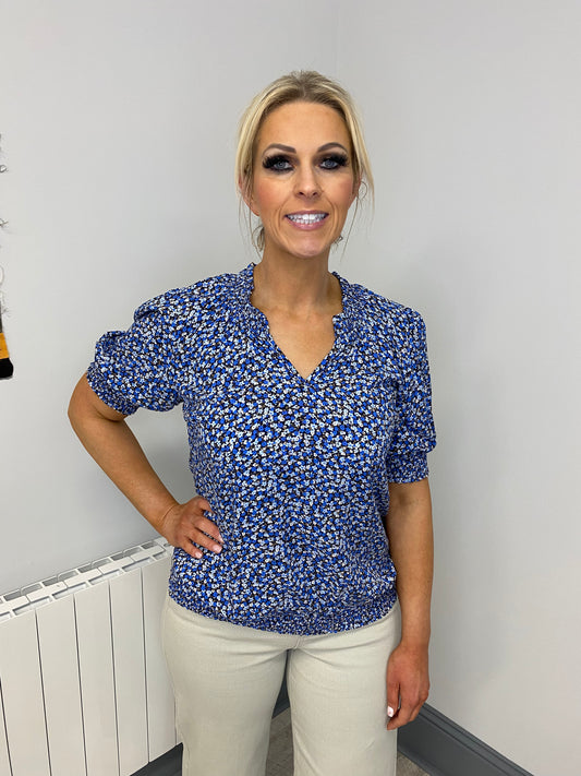 Freequent Blue Floral Top
