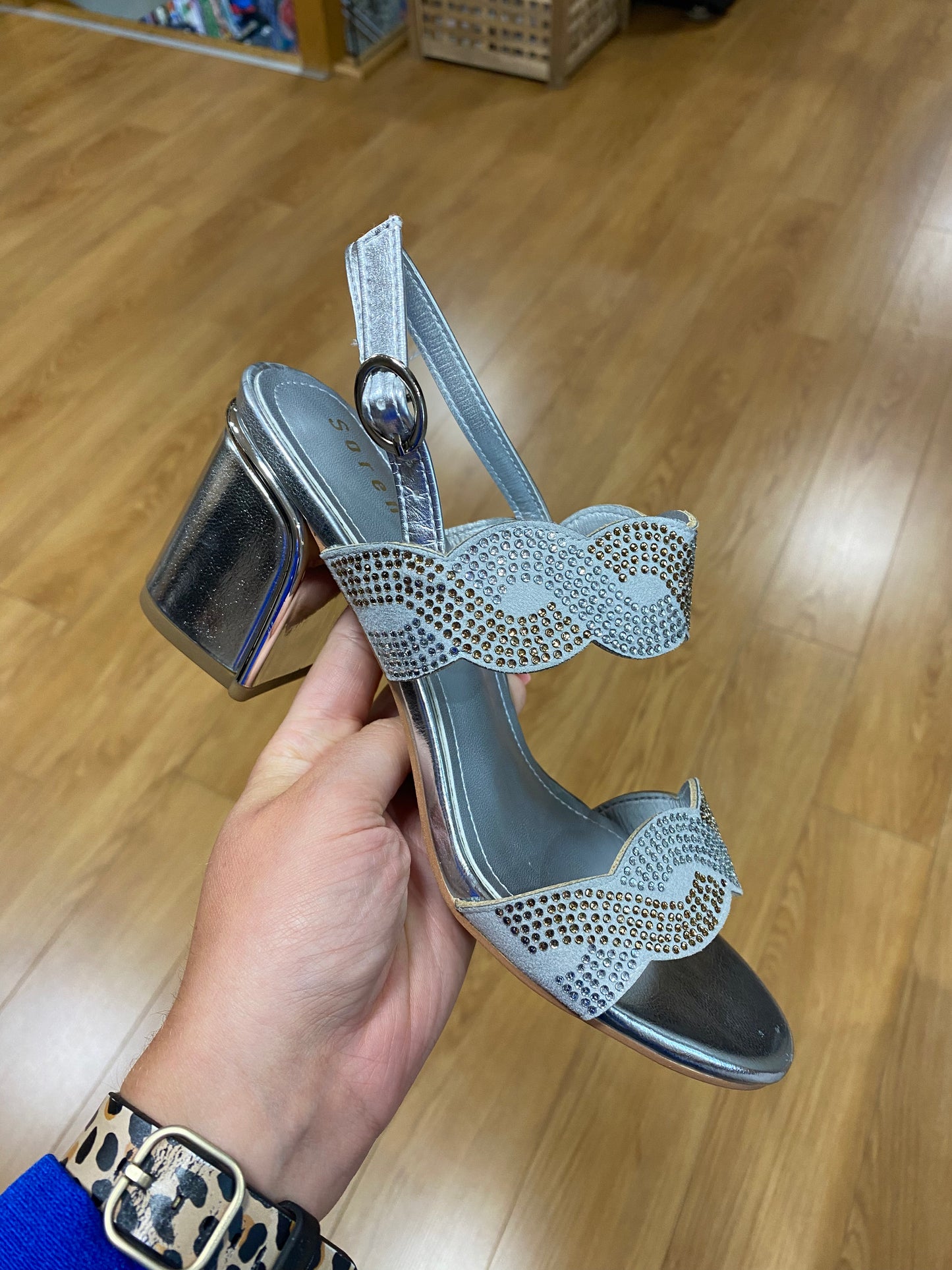 Sorento Kinnitty Silver Shimmer Sandal