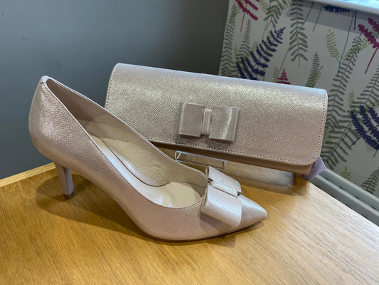 Emis Nude Bow Shoe